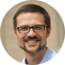 Andrey-Zinchuk-Headshot-Circle